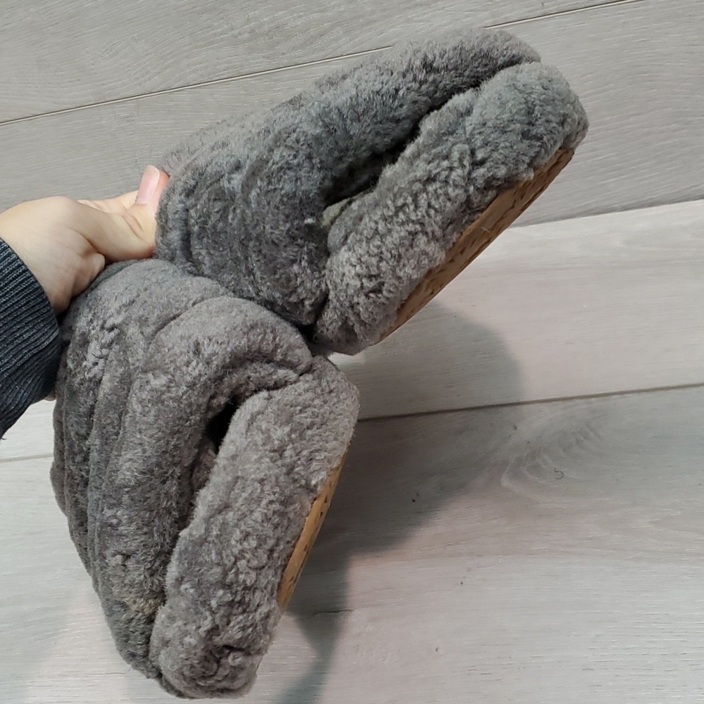 Ugg Australia Women Fluffy Platform Slippers shoes sz 10 - Picture 4 of 13